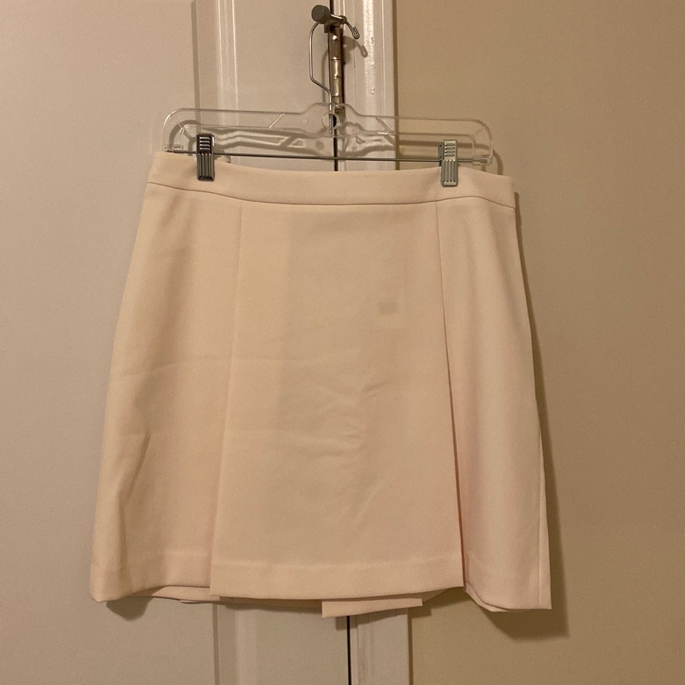 Tory Sport ivory tennis skirt NWT size 10
